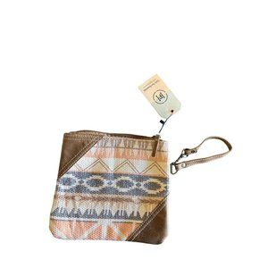 Hopofly  Anthropology wristlet